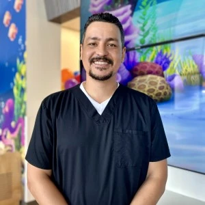 Artur Sarkisyan, Artur Sarkisyan